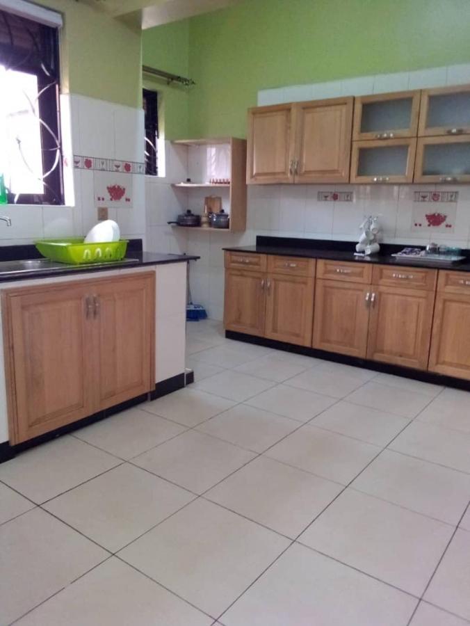 Palatine Apartments Makindye Kizungu, Кампала Екстер'єр фото